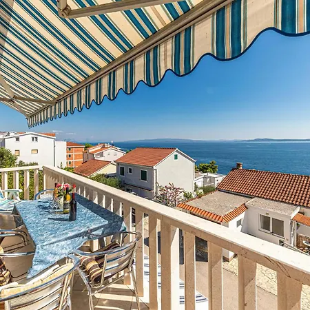 Apartment 2 Bedroom Stunning In Okrug Gornji Trogir